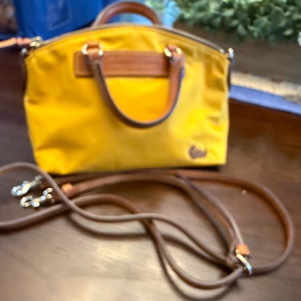 Dooney & Bourke Florentine Leather & Nylon satchel/crossbody bag - Picture 4 of 13
